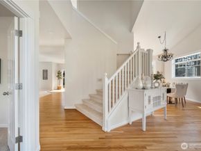 15704 124th Avenue NE, Woodinville WA 98072