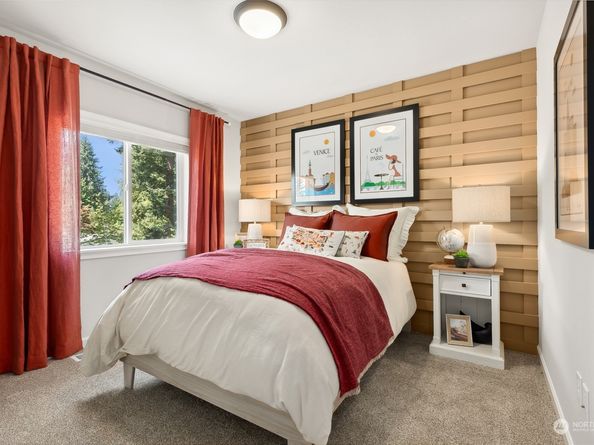 26913 30th Place S 11, Kent WA 98032