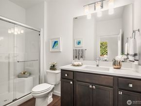 1240 SW 124th Street 5A, Burien WA 98146