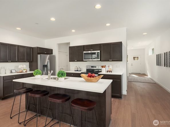 1240 SW 124th Street 5A, Burien WA 98146