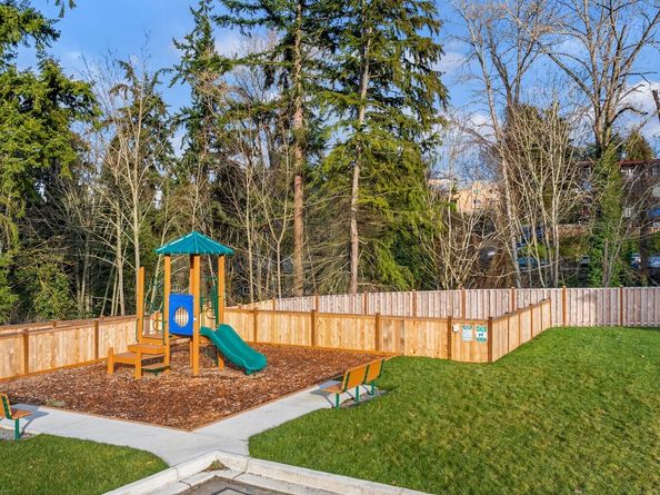 1240 SW 124th Street 5A, Burien WA 98146