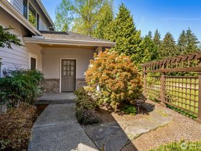 14333 221st Avenue NE, Woodinville WA 98077