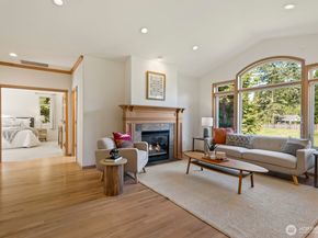 14333 221st Avenue NE, Woodinville WA 98077