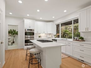 14333 221st Avenue NE, Woodinville WA 98077