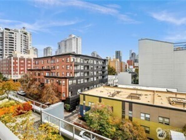 76 Cedar Street 608, Seattle WA 98121