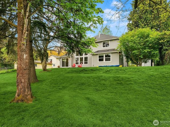13041 56th Avenue S, Tukwila WA 98178
