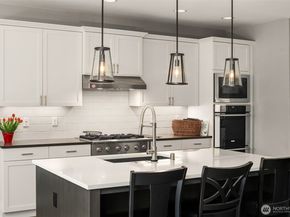 13041 56th Avenue S, Tukwila WA 98178