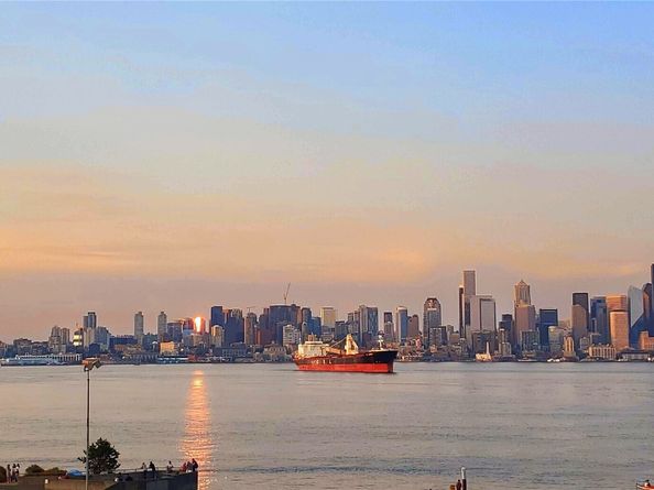 1221 Harbor Avenue SW 305, Seattle WA 98116