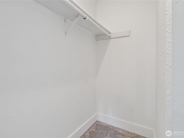 10320 SE 6th Street B6, Bellevue WA 98004