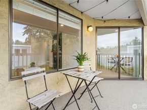 10320 SE 6th Street B6, Bellevue WA 98004
