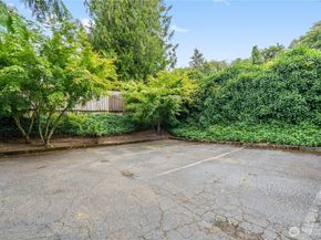 10320 SE 6th Street B6, Bellevue WA 98004