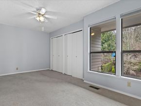 10743 Glen Acres Drive S 10743, Seattle WA 98168