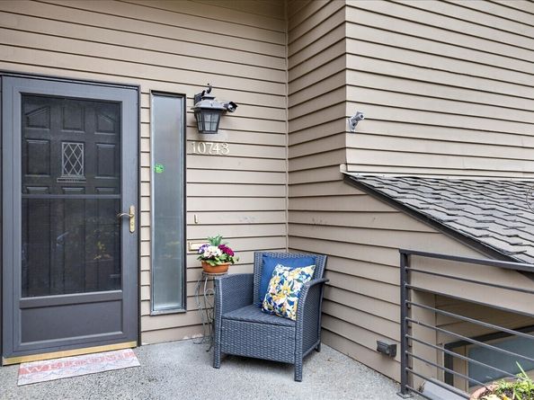 10743 Glen Acres Drive S 10743, Seattle WA 98168