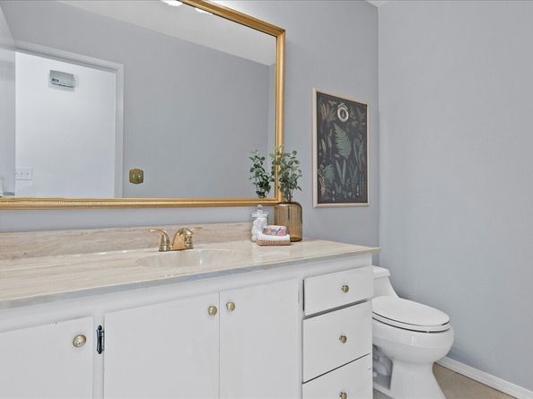 10743 Glen Acres Drive S 10743, Seattle WA 98168