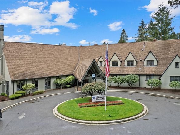 10743 Glen Acres Drive S 10743, Seattle WA 98168