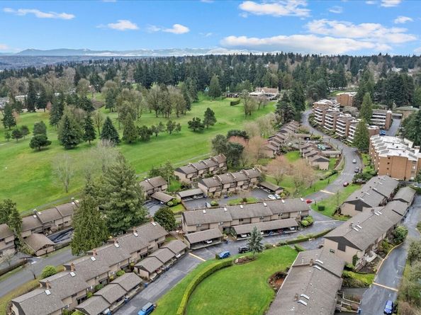 10743 Glen Acres Drive S 10743, Seattle WA 98168
