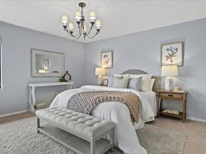10743 Glen Acres Drive S 10743, Seattle WA 98168
