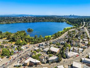 916 N 73rd Street A, Seattle WA 98103
