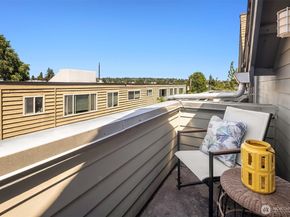 916 N 73rd Street A, Seattle WA 98103