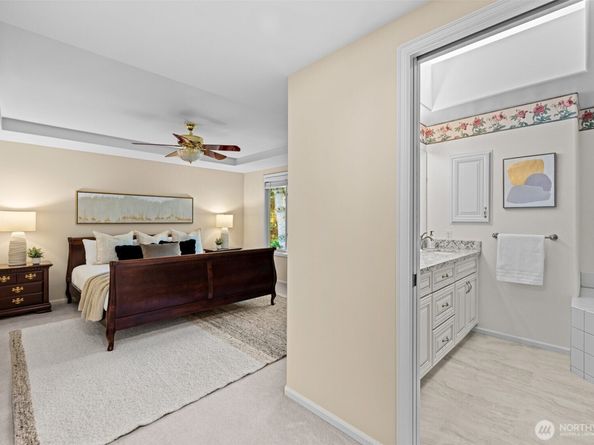 5628 168th Avenue SE, Bellevue WA 98006