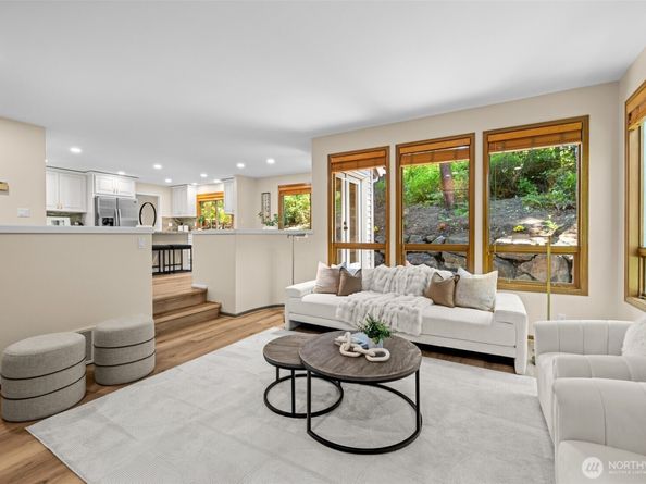 5628 168th Avenue SE, Bellevue WA 98006