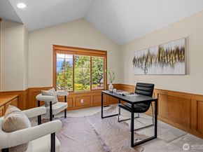 5628 168th Avenue SE, Bellevue WA 98006