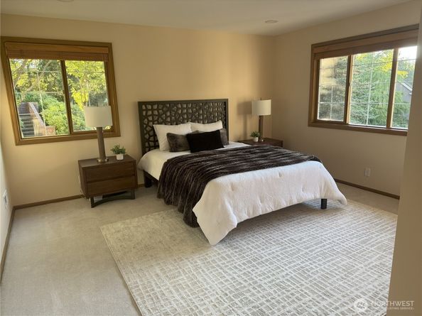 5628 168th Avenue SE, Bellevue WA 98006