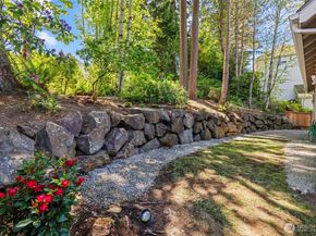 5628 168th Avenue SE, Bellevue WA 98006