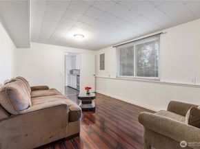 15819 42nd Avenue S, Tukwila WA 98188
