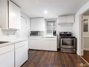 15819 42nd Avenue S, Tukwila WA 98188