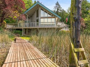 8471 E Caraway Road, Port Orchard WA 98366