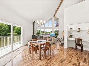 8471 E Caraway Road, Port Orchard WA 98366