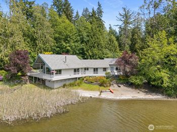8471 E Caraway Road