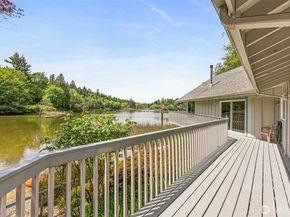 8471 E Caraway Road, Port Orchard WA 98366