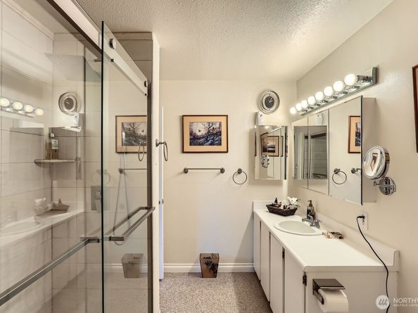 12429 NE 130 Ct NE G304, Kirkland WA 98034