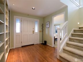 2650 W Newton Street, Seattle WA 98199