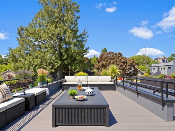 1114 26th Avenue A, Seattle WA 98122