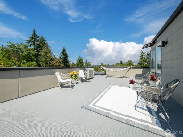 8380 Loyal Way NW, Seattle WA 98117