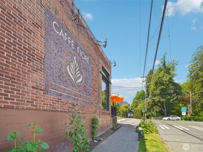 8380 Loyal Way NW, Seattle WA 98117