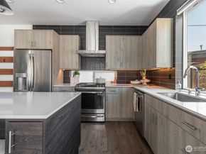 8380 Loyal Way NW, Seattle WA 98117