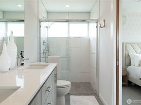 8380 Loyal Way NW, Seattle WA 98117