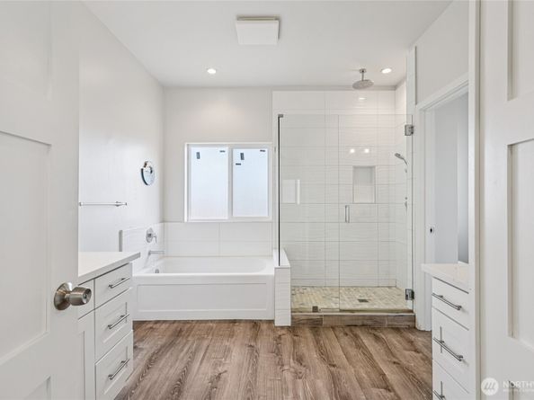 7724 16th Avenue SW, Seattle WA 98106