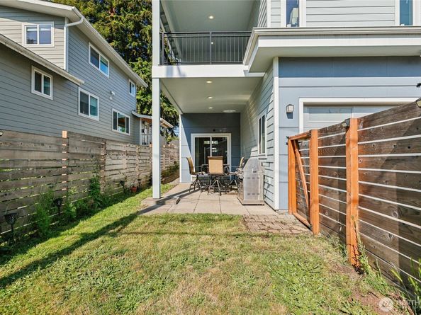 7724 16th Avenue SW, Seattle WA 98106