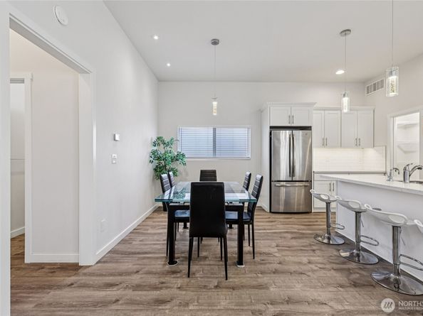 7724 16th Avenue SW, Seattle WA 98106