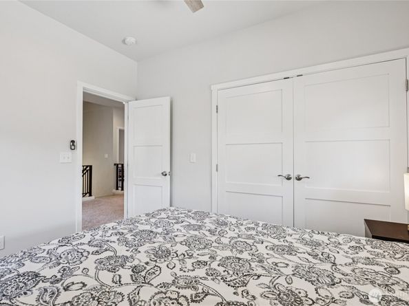 7724 16th Avenue SW, Seattle WA 98106