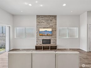 7724 16th Avenue SW, Seattle WA 98106