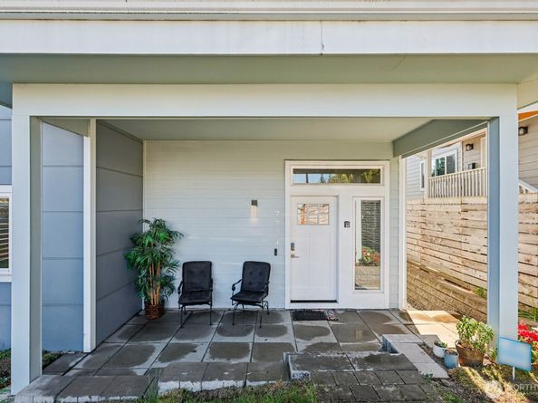 7724 16th Avenue SW, Seattle WA 98106