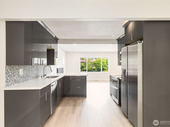5209 S Dawson Street, Seattle WA 98118