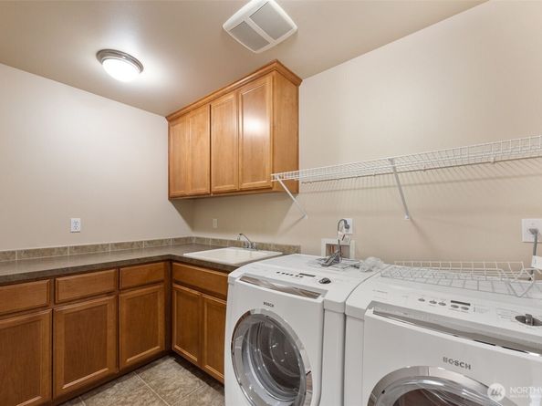 11921 157th Avenue NE, Redmond WA 98052
