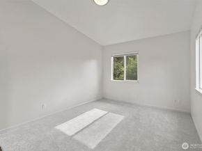 7023 16th Avenue SW, Seattle WA 98106